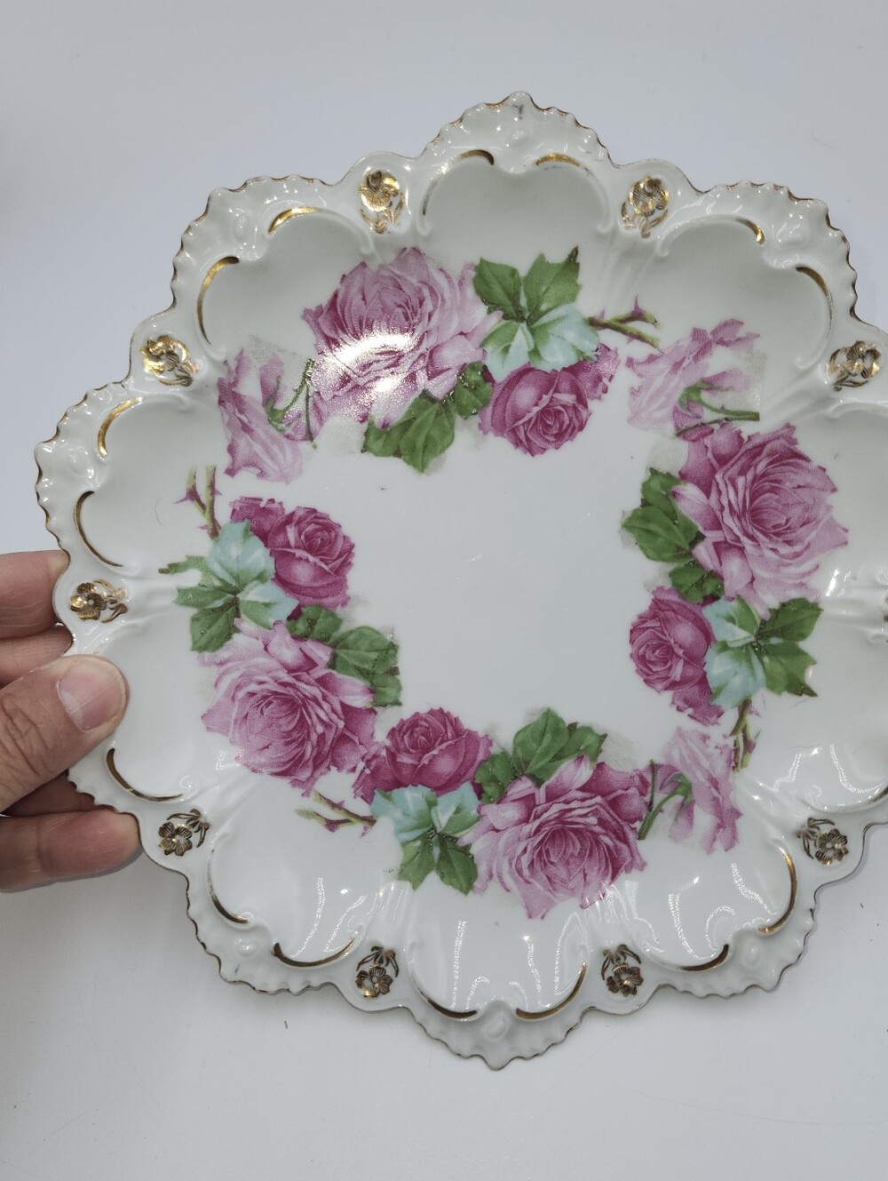 MZ AUSTRIA PORCELAIN PINK Hand Painted plate Roses Gold Accents scalloped edges